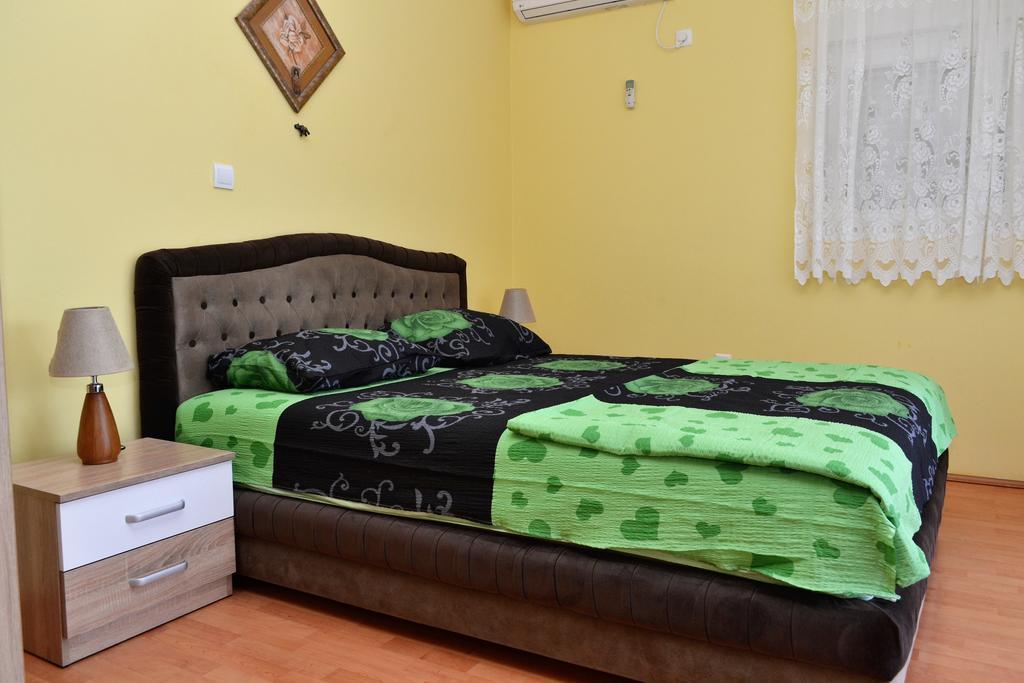 Apartments Villa Marta - Begovic Kotor Kültér fotó