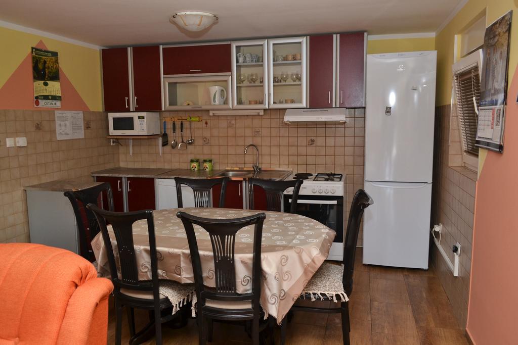 Apartments Villa Marta - Begovic Kotor Kültér fotó